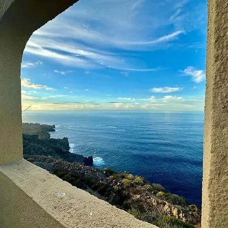 Jacuzzi Oasis: Space & Comfort *