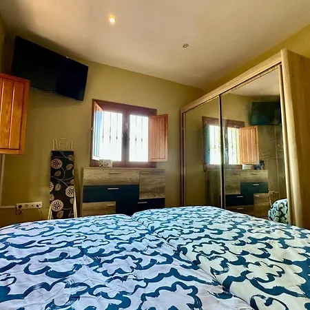 Jacuzzi Oasis: Space & Comfort *