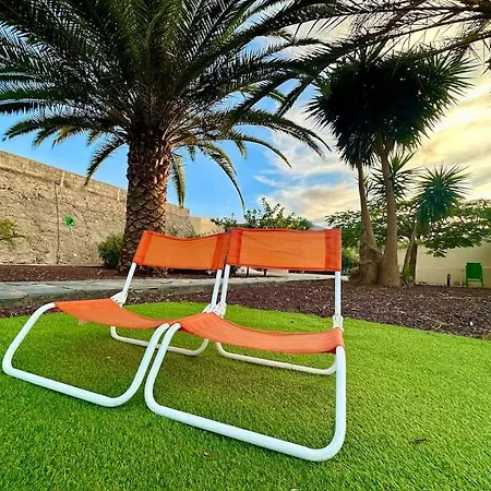 Jacuzzi Oasis: Space & Comfort Дом отдыха *