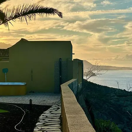 Jacuzzi Oasis: Space & Comfort Дом отдыха *