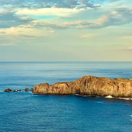 Holiday home Jacuzzi Oasis: Space & Comfort Icod De Los Vinos