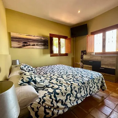 펜션 Jacuzzi Oasis: Space & Comfort 이코드레로스비노스