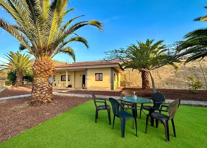 Jacuzzi Oasis: Space & Comfort